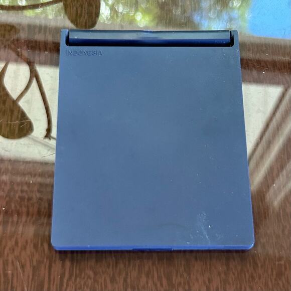 Vintage Estee Lauder Blue Feather Pattern Small Makeup / Cosmetic Folding Mirror - Picture 4 of 10